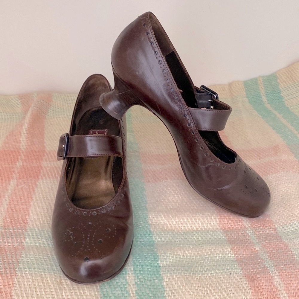 Peter Fox Brown Leather Mary Jane Spectator Heels 7.5